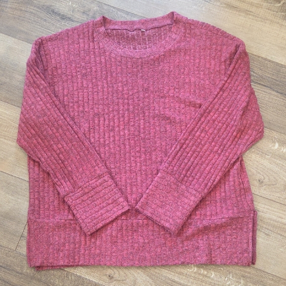 Amazon Sweaters - Cozy Ribbed Knit Sweater - Berry